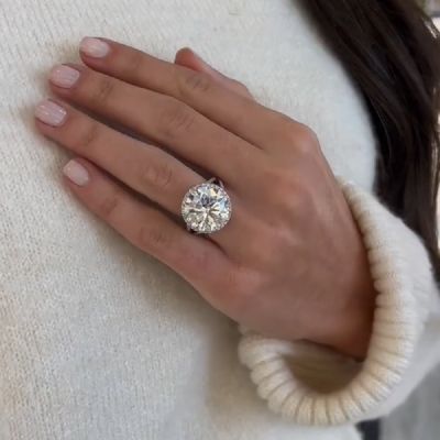 10ct Sparkling Large Round Zirconia Gold Glitter Fashion Engagement Ring