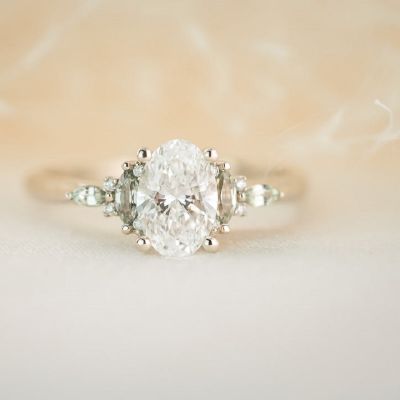 0.94 CT Oval Cut Zircon Green Sapphire Engagement Ring