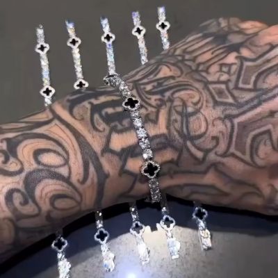 20ctw Round Cut Zircon and Obsidian Four Leaf Clover Shape Fashion Sterling Silver Handmade Men's Bracelet