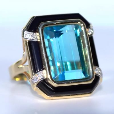 8ct Emerald Cut Aquamarine Sapphire Engagement Ring
