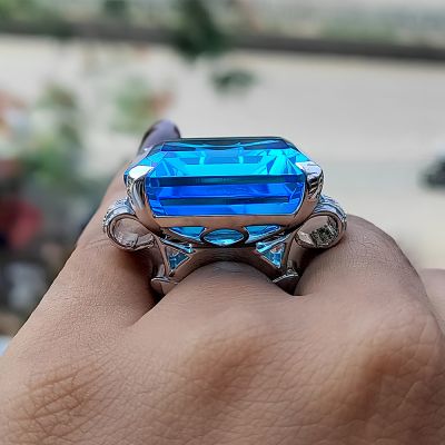 15ct Emerald Cut Blue Topaz Coktail Ring