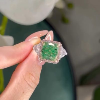 6ct princess cut green Zircon with heart-shaped side stone sterling silver gold plated ring