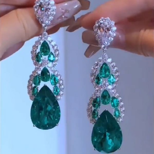 10.0CT Zircon Wood Color Emerald Water Drop Drill Ear Nail Earrings