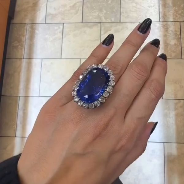 19.5 Carats Radiant Cut Ceylon Sapphire Halo Ring