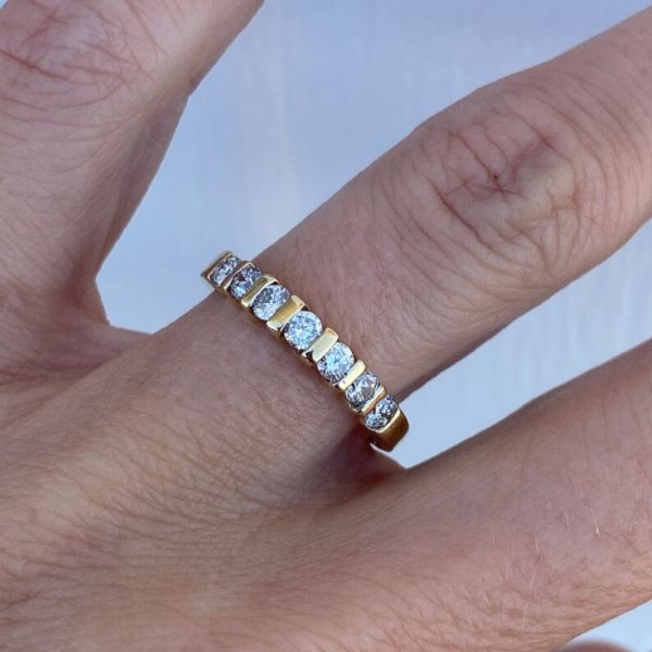 0.21 Carat Vintage Vertical Channel 7 Zircon Wedding Anniversary Band Ring