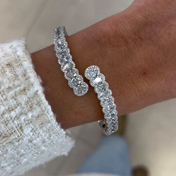 33ctw Oval Cut Halo Paved Handmade Bracelet