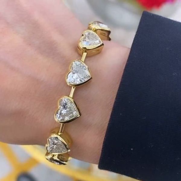 18ctw Heart Cut White Sapphire Yellow Gold Bracelet
