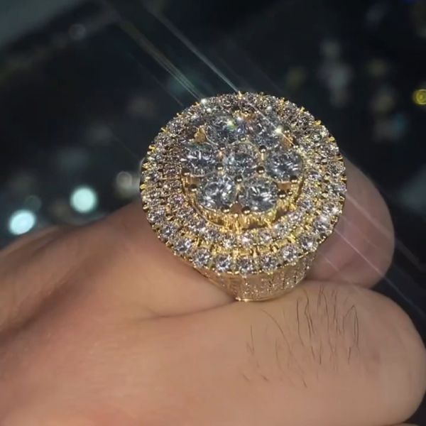 18ctw Cushion Cut Zircon Luxury Flower Shape Handmade Sterling Silver Plated Yellow Gold Ring