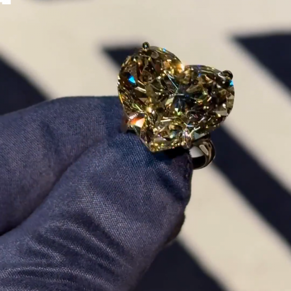 8ct heart-cut yellow Zircon sterling silver ring